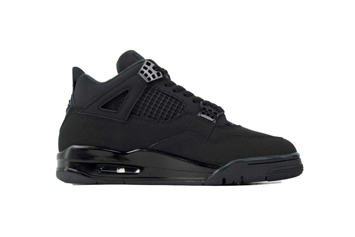 EM Sneakers Air Jordan 4 Black Cat (2025)