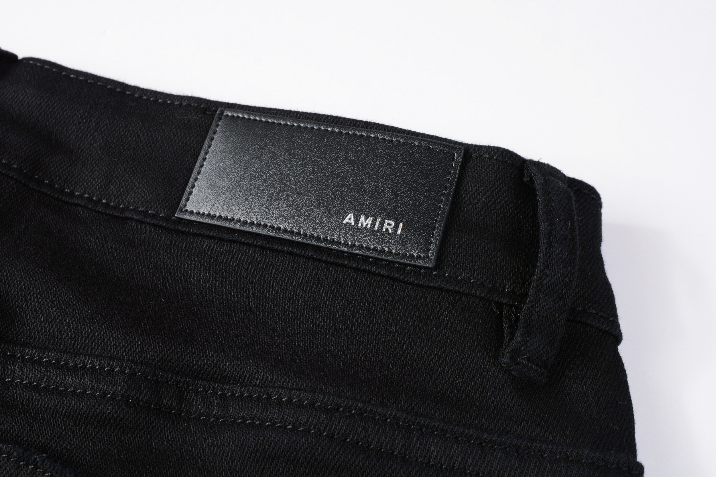 EM Sneakers Amiri Jean 602-1