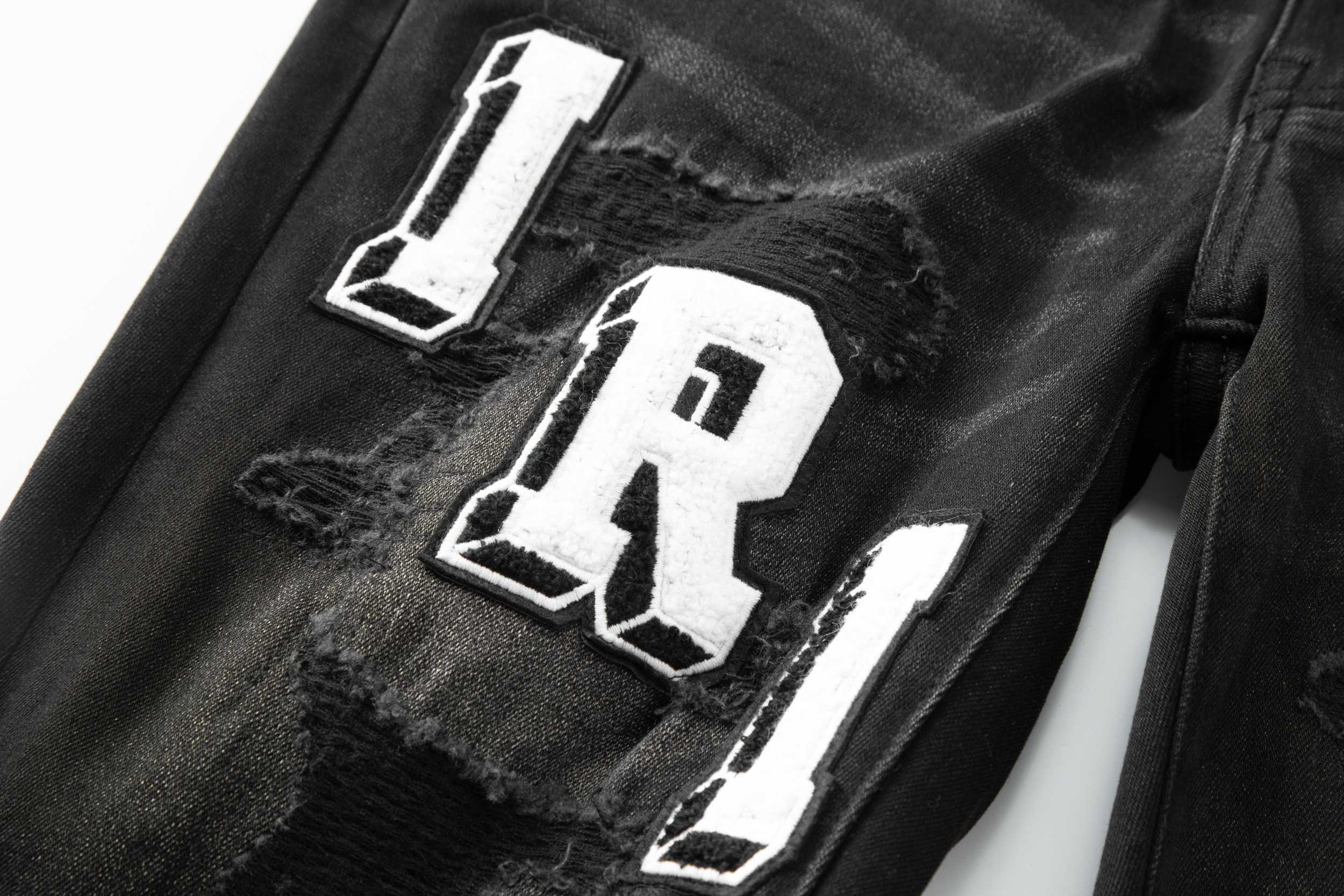 EM Sneakers Amiri Jean 8815