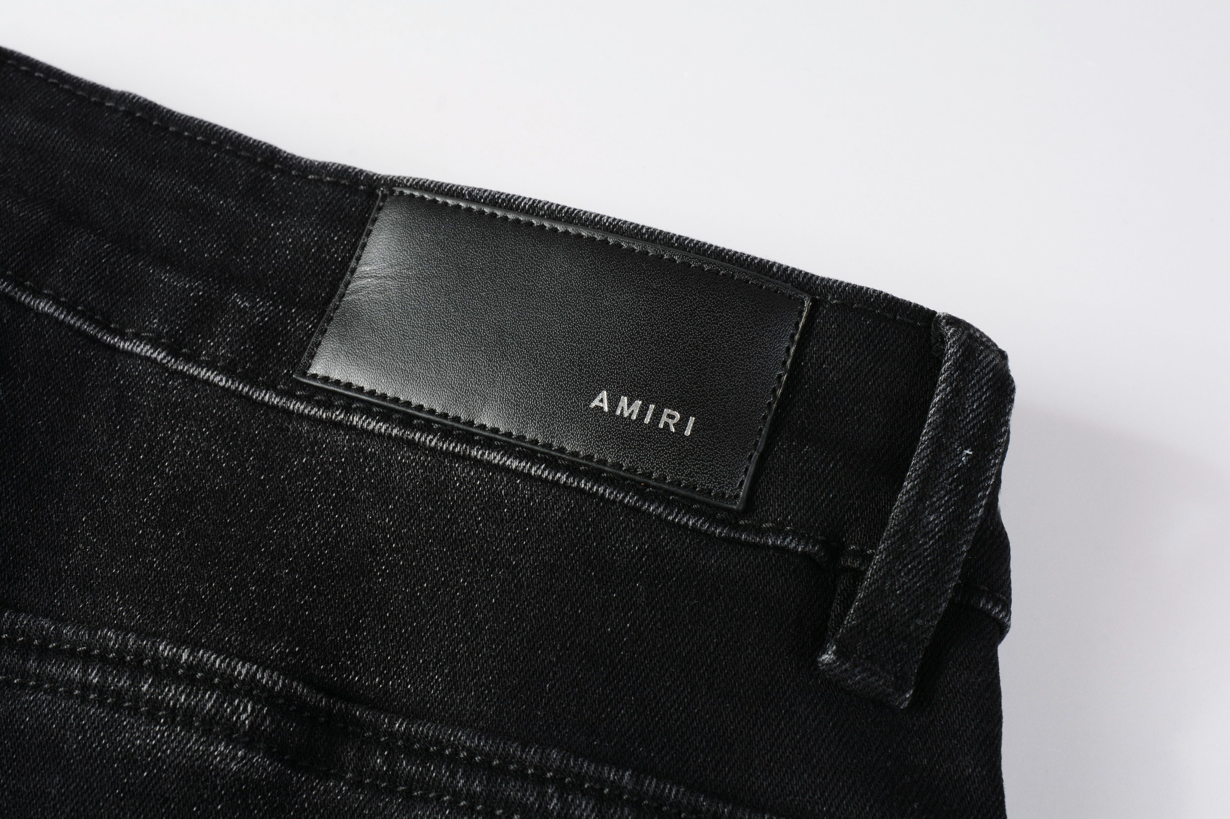 EM Sneakers Amiri Jean 8823