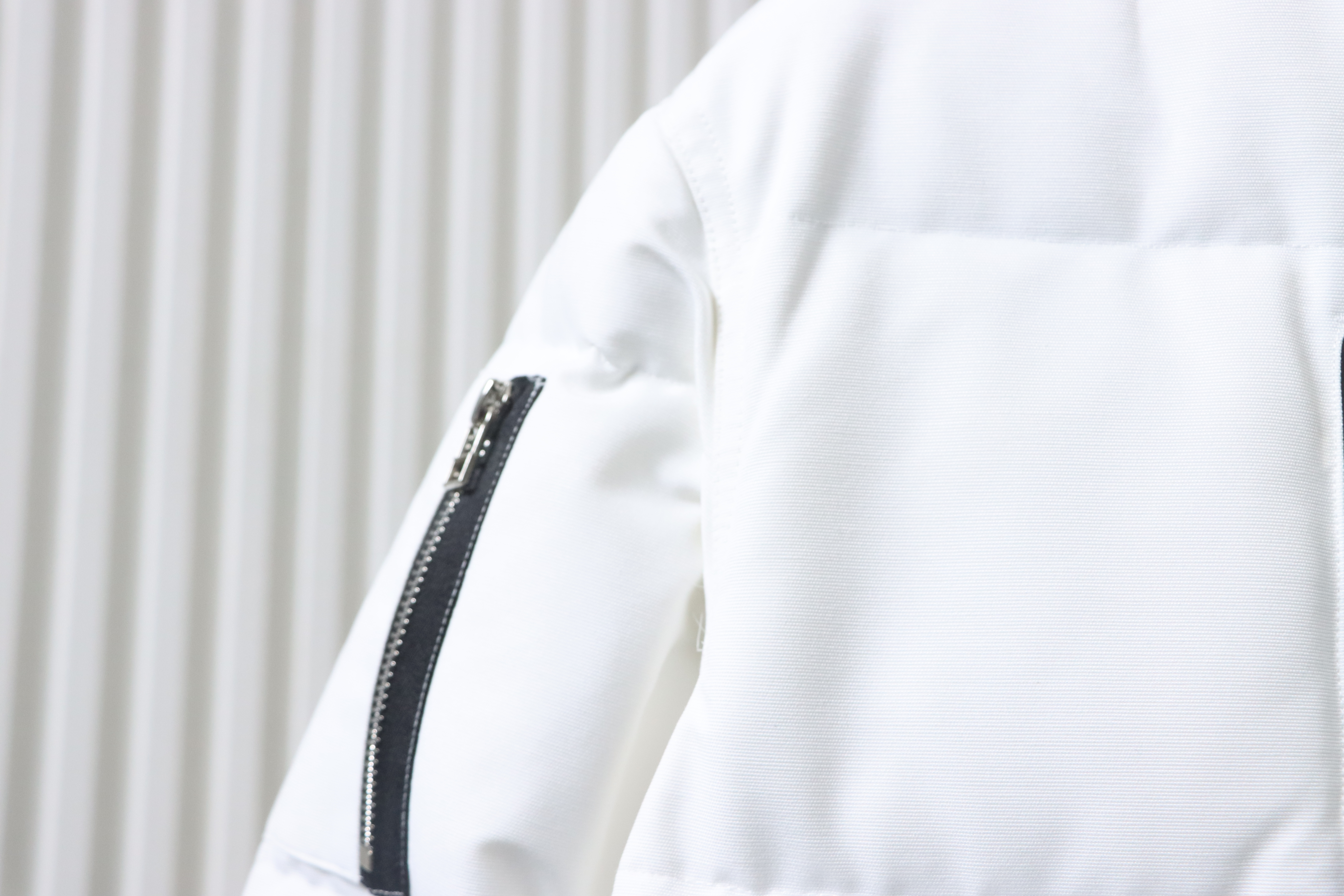 EM Sneakers Moose Knuckles Original 3Q Fur Jacket White(Women's)