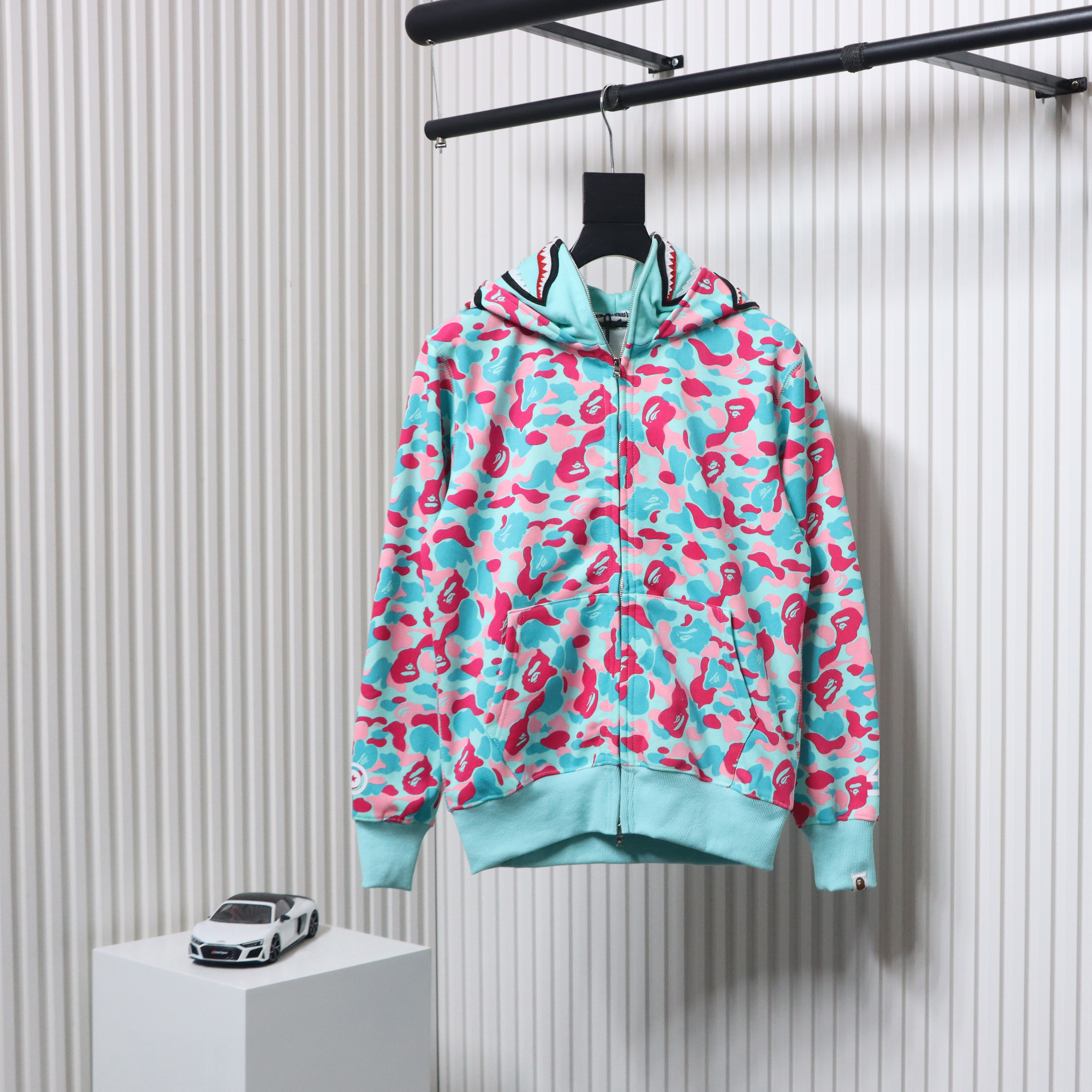 EM Sneakers BAPE Miami Co-Branded Double Hooded Shark Head Zip Hoodie 