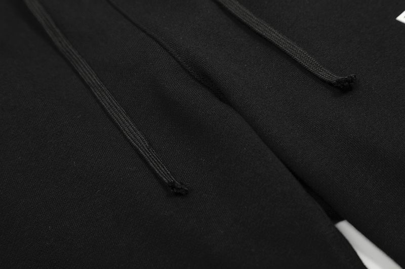 EM Sneakers Fear of God Essentials Classic Sweatshort (SS25) -535 Black