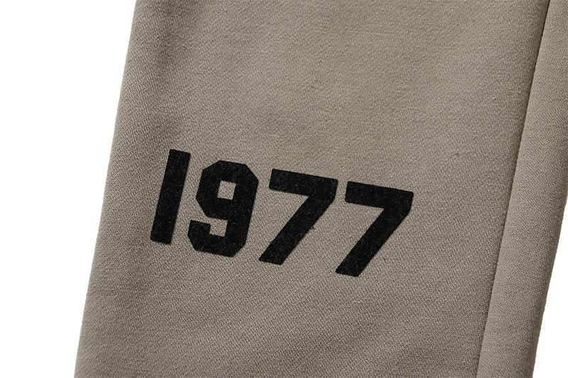 EM Sneakers Fear Of God Essentials 1977 Sweatpants -1037 Gray /Black /Dark Gray /Brown /Apricot