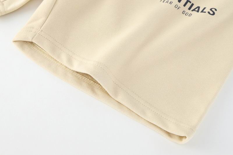 EM Sneakers Fear of God Essentials Sweatshort -010 Apricot