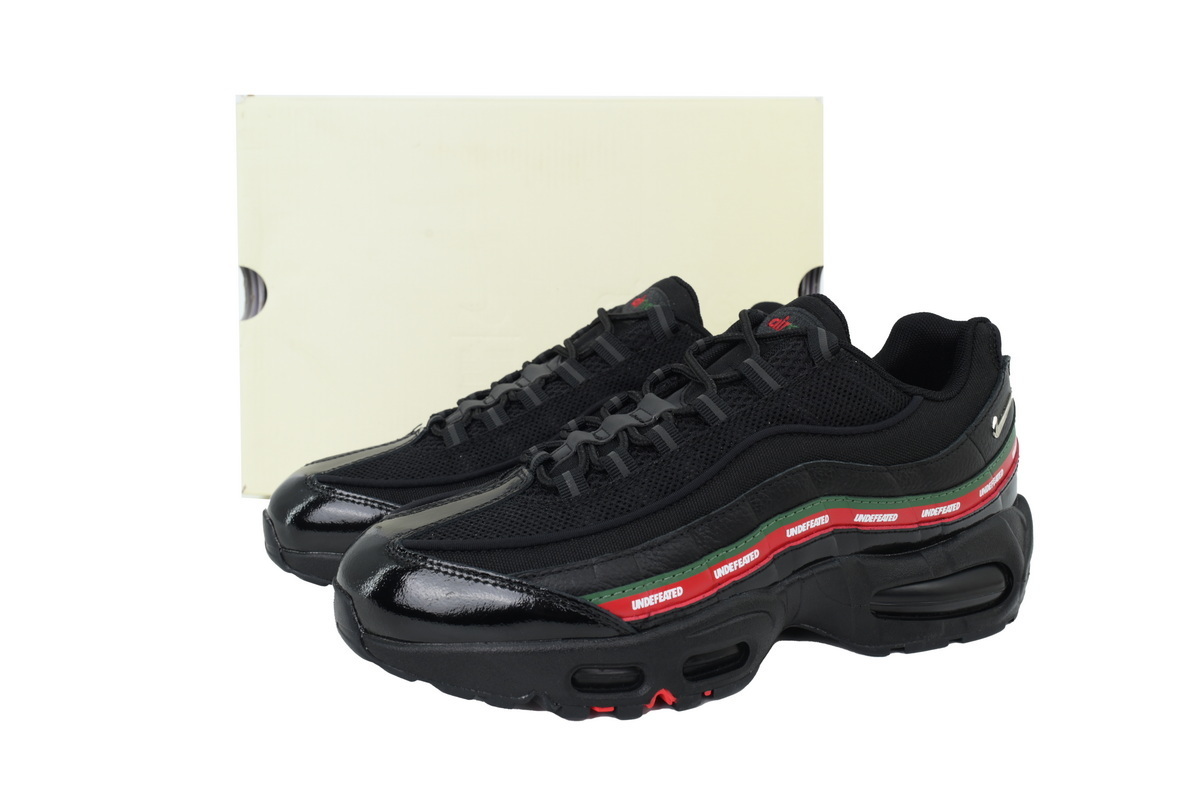 EM Sneakers Nike Air Max 95 × Undefeated Black