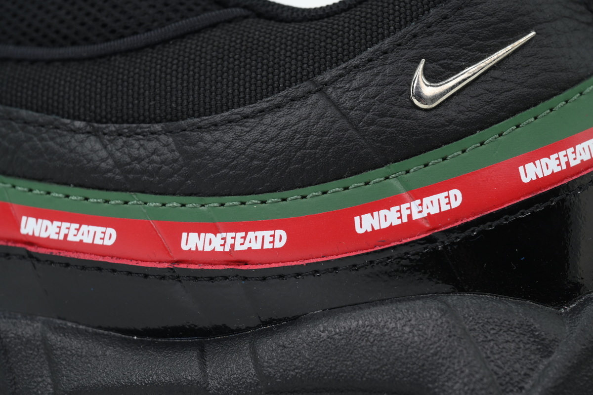 EM Sneakers Nike Air Max 95 × Undefeated Black