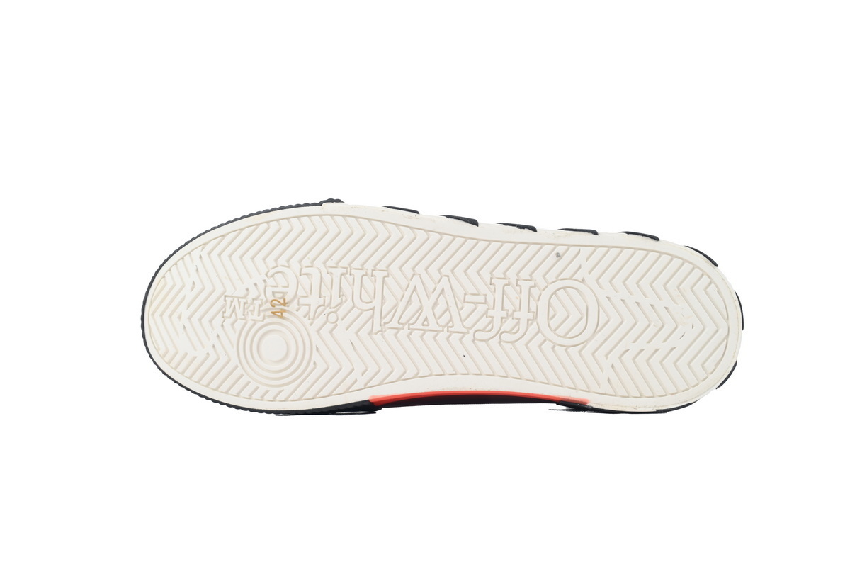 EM Sneakers Off-White Vulc Low Top Sneaker Black