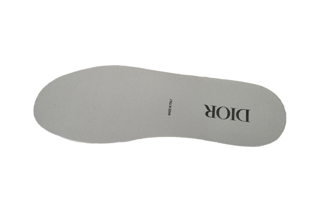 EM Sneakers Dior B27 Uptown Low-Top Sneaker White and Black Smooth Calfskin with White Dior Oblique Galaxy Leather