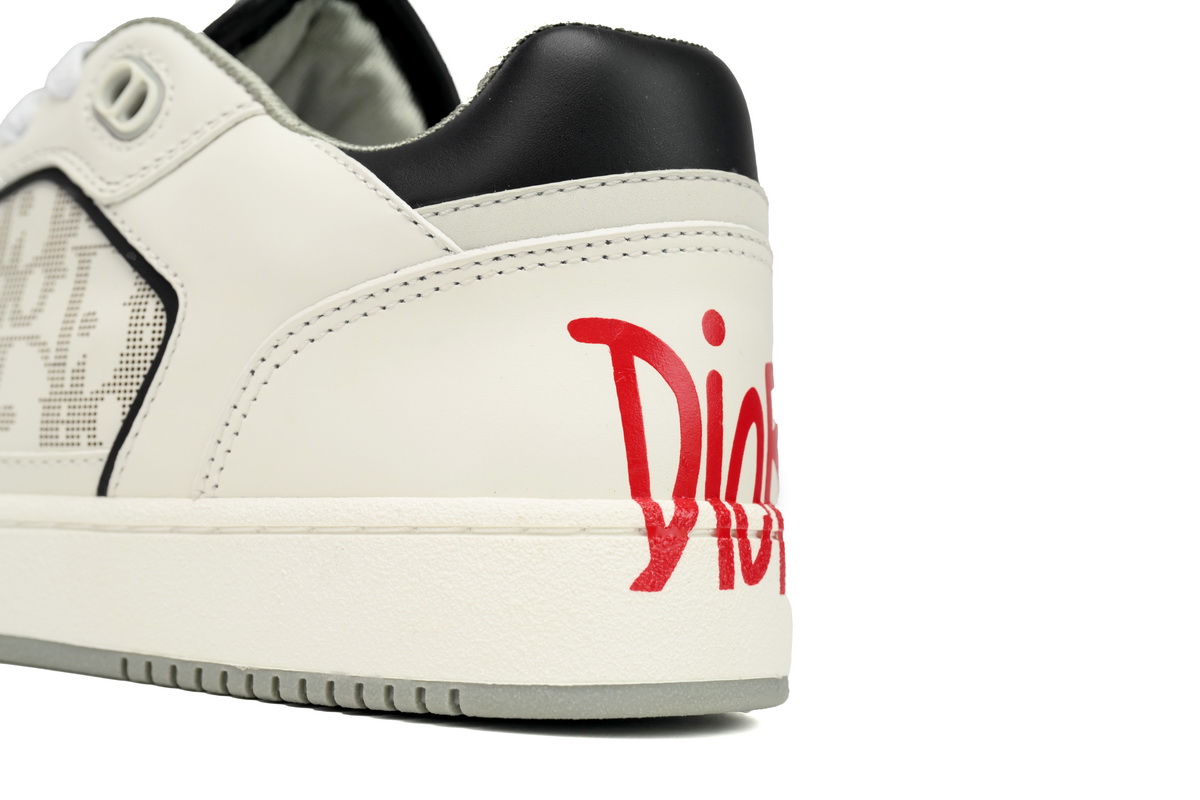 EM Sneakers Dior B27 Uptown Low-Top Sneaker White and Black Smooth Calfskin with White Dior Oblique Galaxy Leather