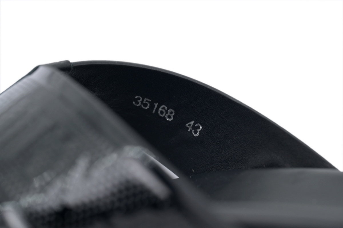 EM Sneakers Louis Vuitton LV Mirabeau Thong Slides-The Leather Surface Is Completely Black