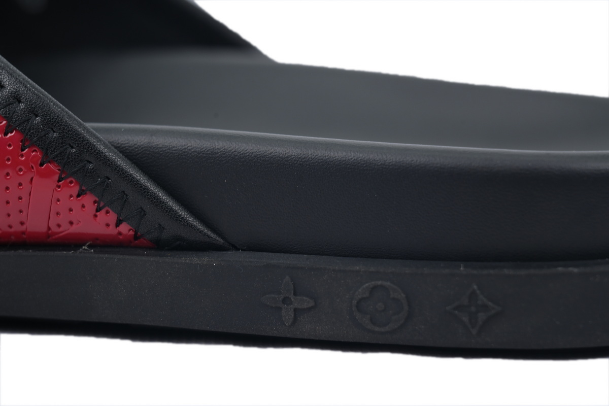 EM Sneakers Louis Vuitton LV Mirabeau Thong Slides Black and Red On The Internet