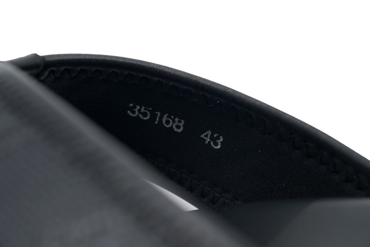 EM Sneakers Louis Vuitton LV Mirabeau Thong Slides Net Black