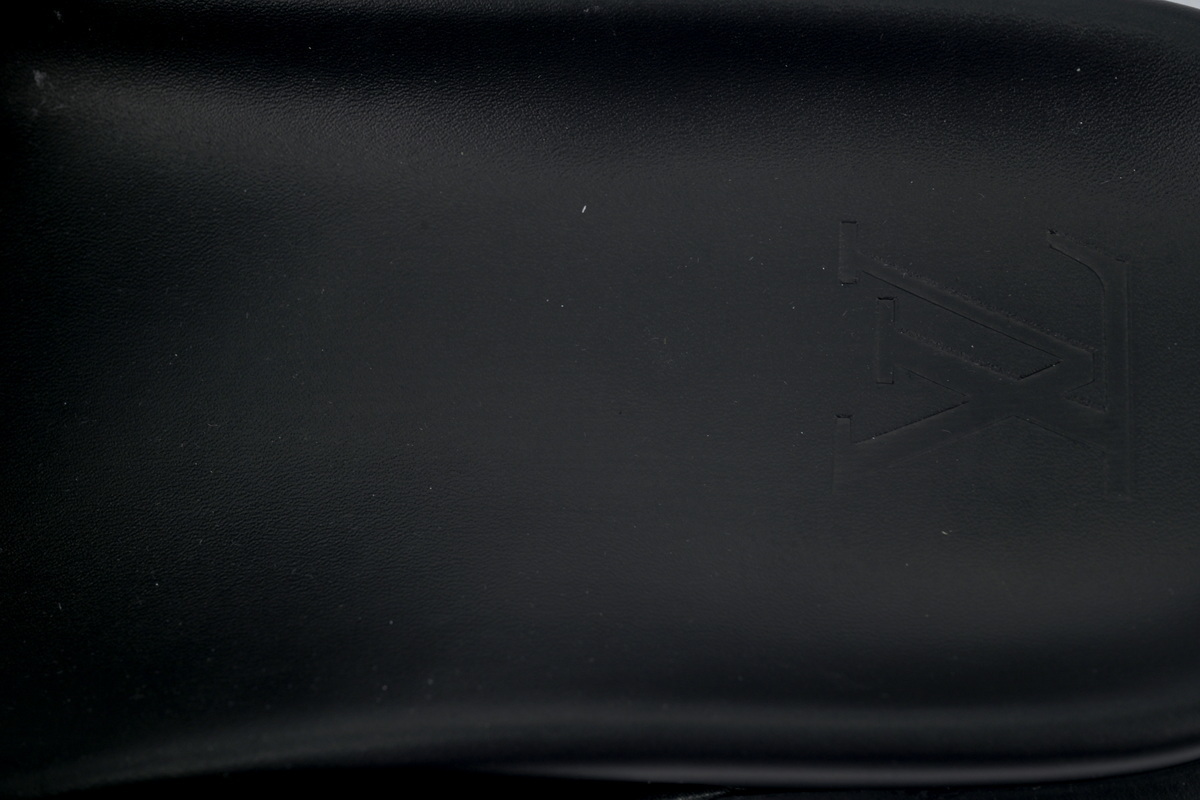 EM Sneakers Louis Vuitton LV Mirabeau Thong Slides Net Surface Black Green