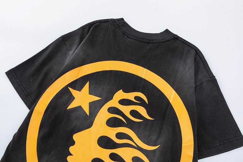 EM Sneakers Hellstar T-Shirt-59 Black Orange