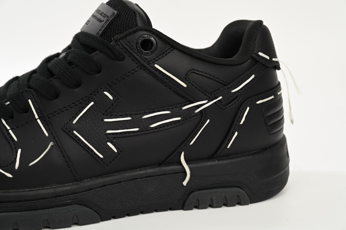 EM Sneakers OFF-WHITE Out Of Black White Line