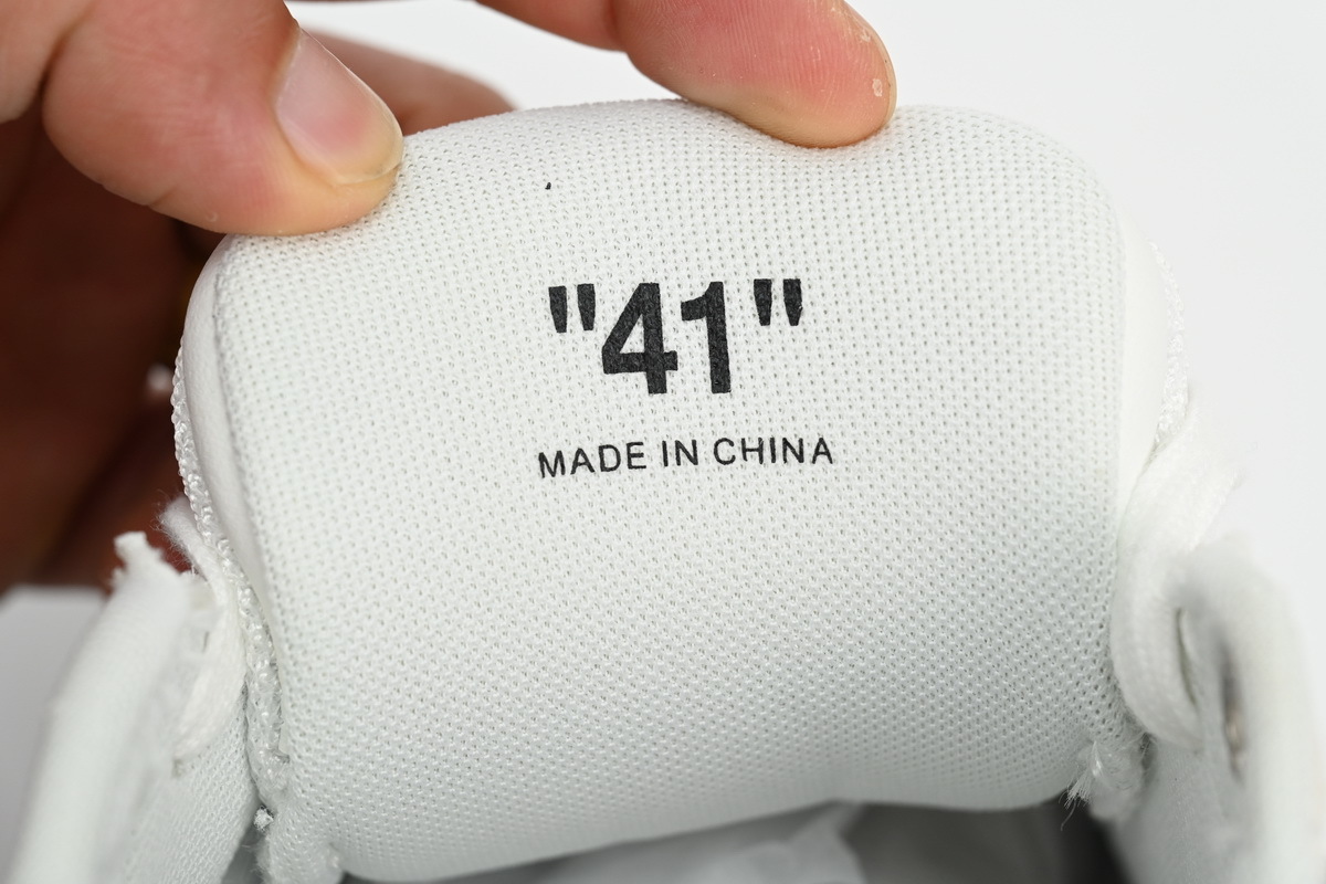 EM Sneakers OFF-WHITE Out Of Blue Silver White Sky Star