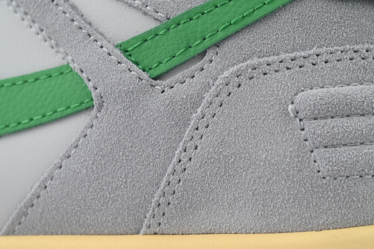 EM Sneakers Off-White Out of Office Low Light Grayish Green