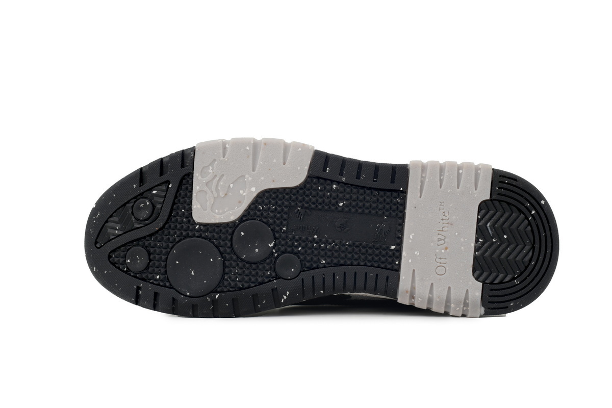 EM Sneakers Off-White Out of Office Slim White Black Speckled