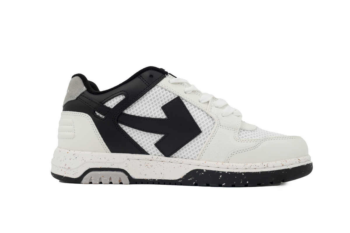 EM Sneakers Off-White Out of Office Slim White Black Speckled