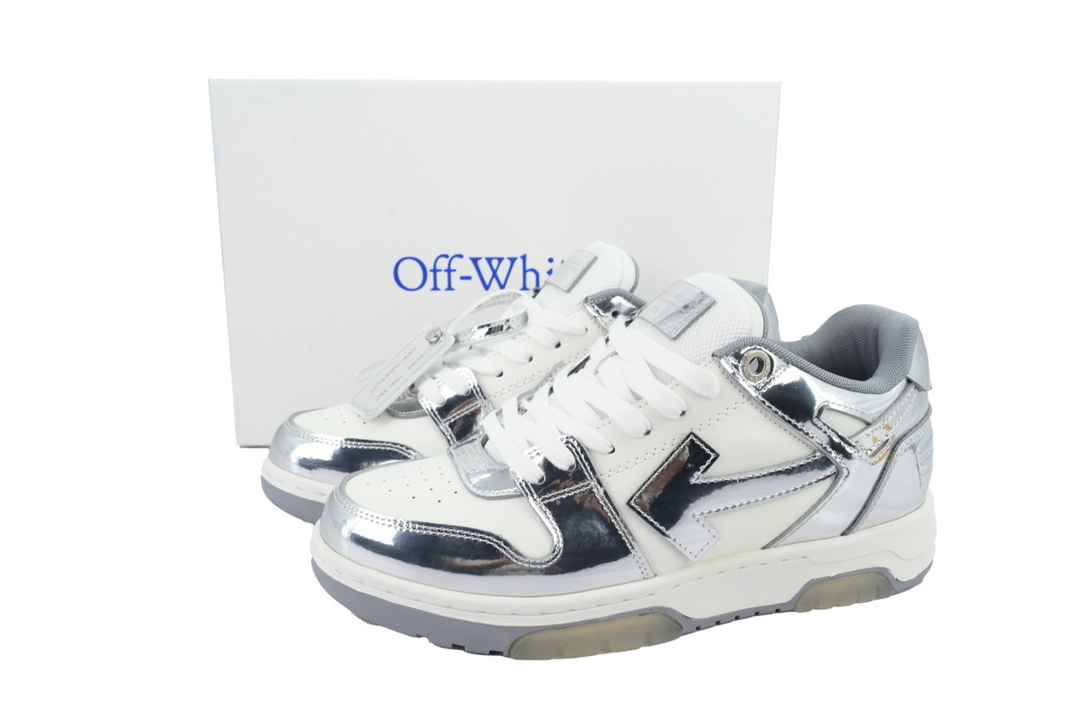 EM Sneakers Off-White Out of Office White Silver