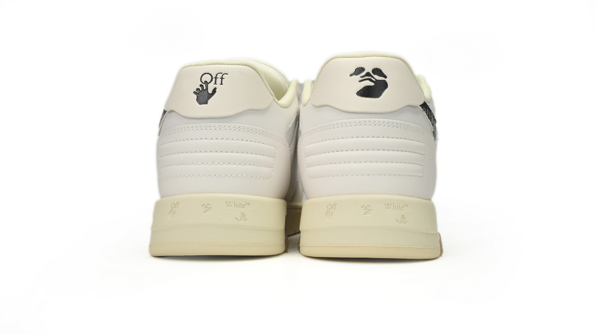 EM Sneakers OFF-WHITE Out Of White Black Hook