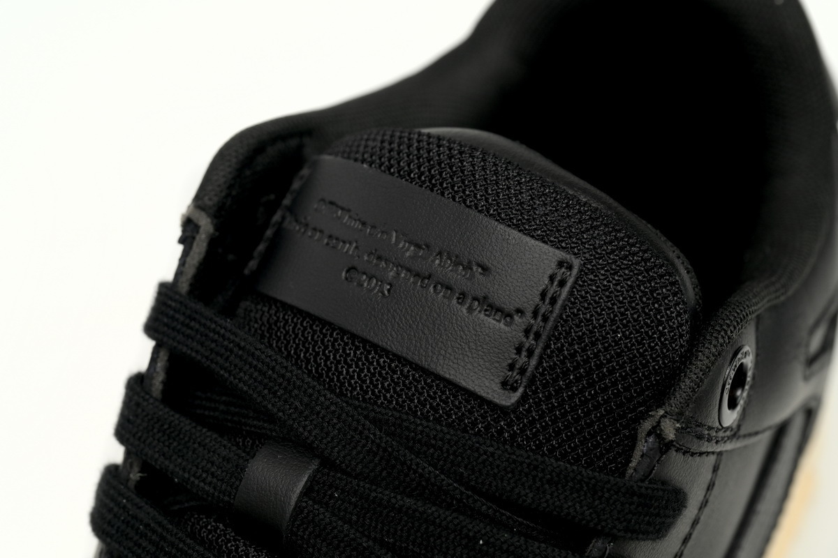 EM Sneakers OFF-WHITE Out Of White White Black Round Head