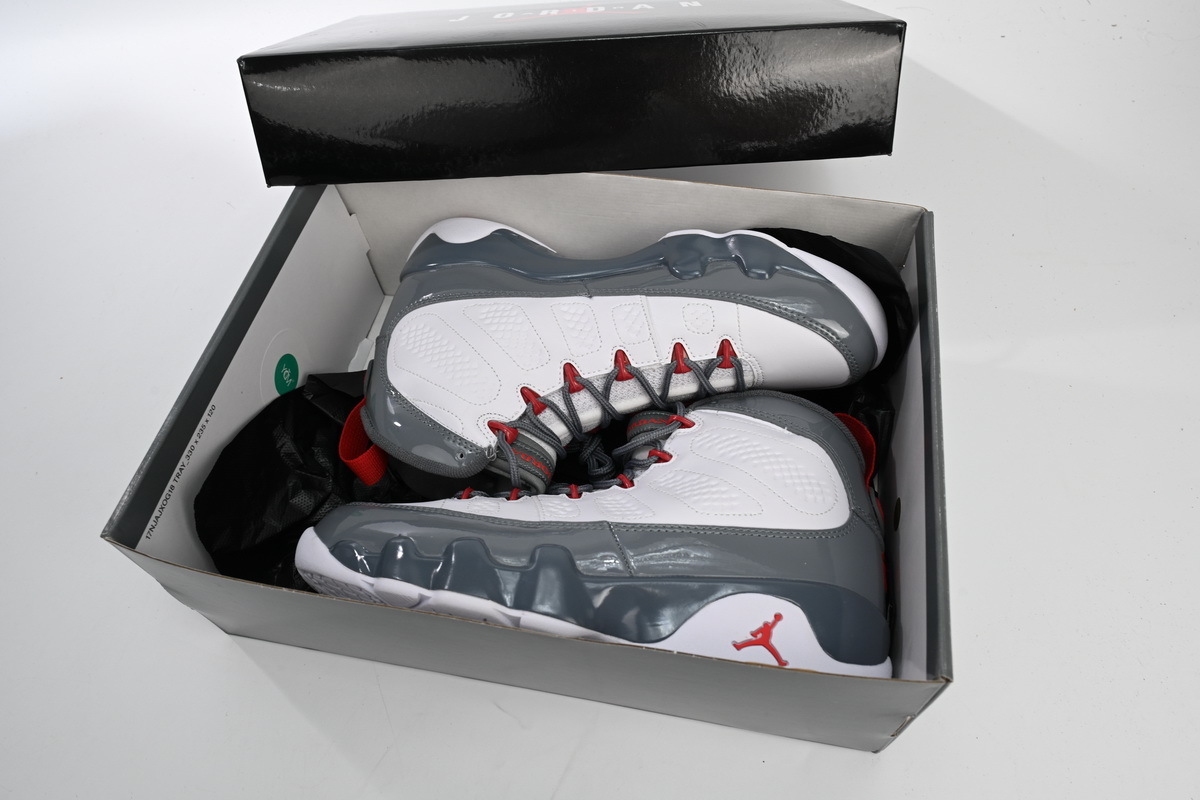 EM Sneakers Air Jordan 9 Retro Fire Red