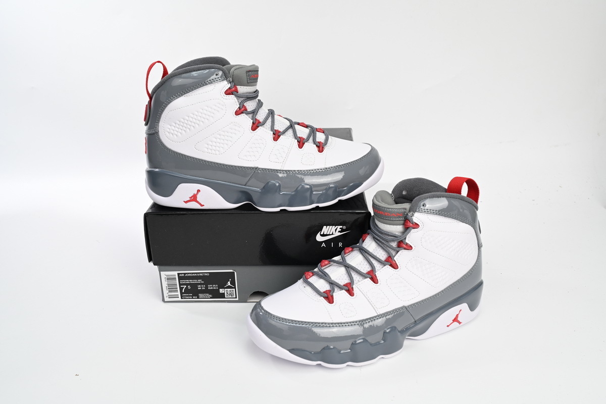 EM Sneakers Air Jordan 9 Retro Fire Red