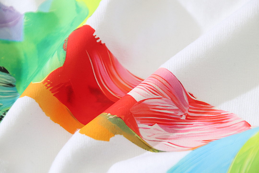 EM Sneakers Off-White T-shirt -105 Black /White