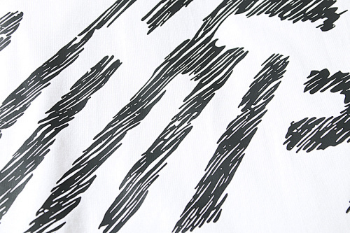 EM Sneakers Off-White T-shirt -109 Black /White