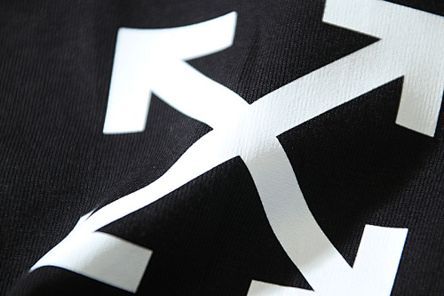 EM Sneakers Off-White T-shirt -162 Black /White