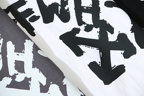 EM Sneakers Off-White T-shirt -106 Black /White /Gray