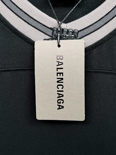 EM Sneakers Balenciaga FOoTBALL Collection 3B Silhouette Ribbed V-Neck Embroidered T-Shirt Black /Blue /Apricot