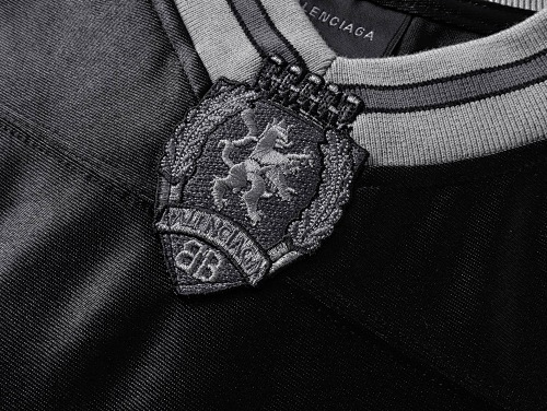 EM Sneakers Balenciaga FOoTBALL Collection: 3B Silhouette Ribbed V-Neck Printed T-Shirt Black /Blue /Gray