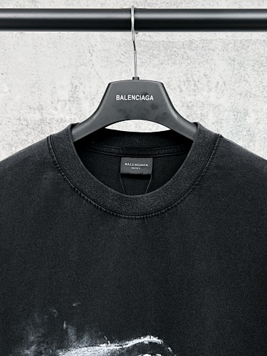 EM Sneakers Balenciaga Logo Smoke-Effect Direct-Print T-Shirt Washed Black