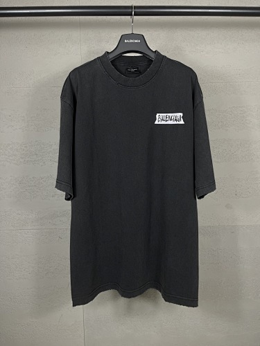 EM Sneakers Balenciaga Masking Tape Print T-Shirt Washed Black