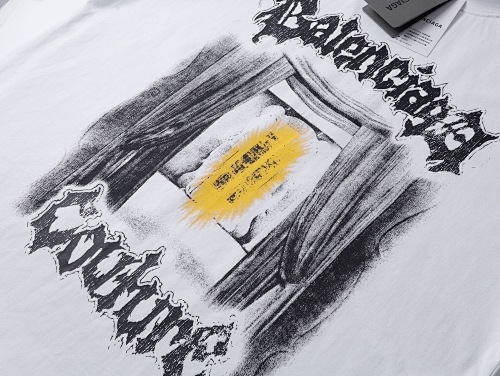 EM Sneakers Balenciaga Salon de Couture Printed T-Shirt Black /White