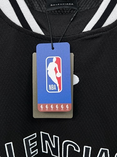EM Sneakers Balenciaga x NBA Collab Structured Color-block Long Sleeve Black /Red