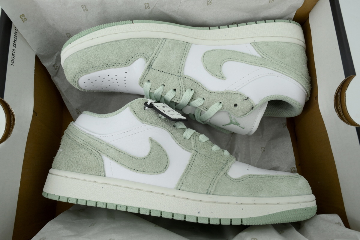 EM Sneakers Air Jordan 1 Low SE Seafoam
