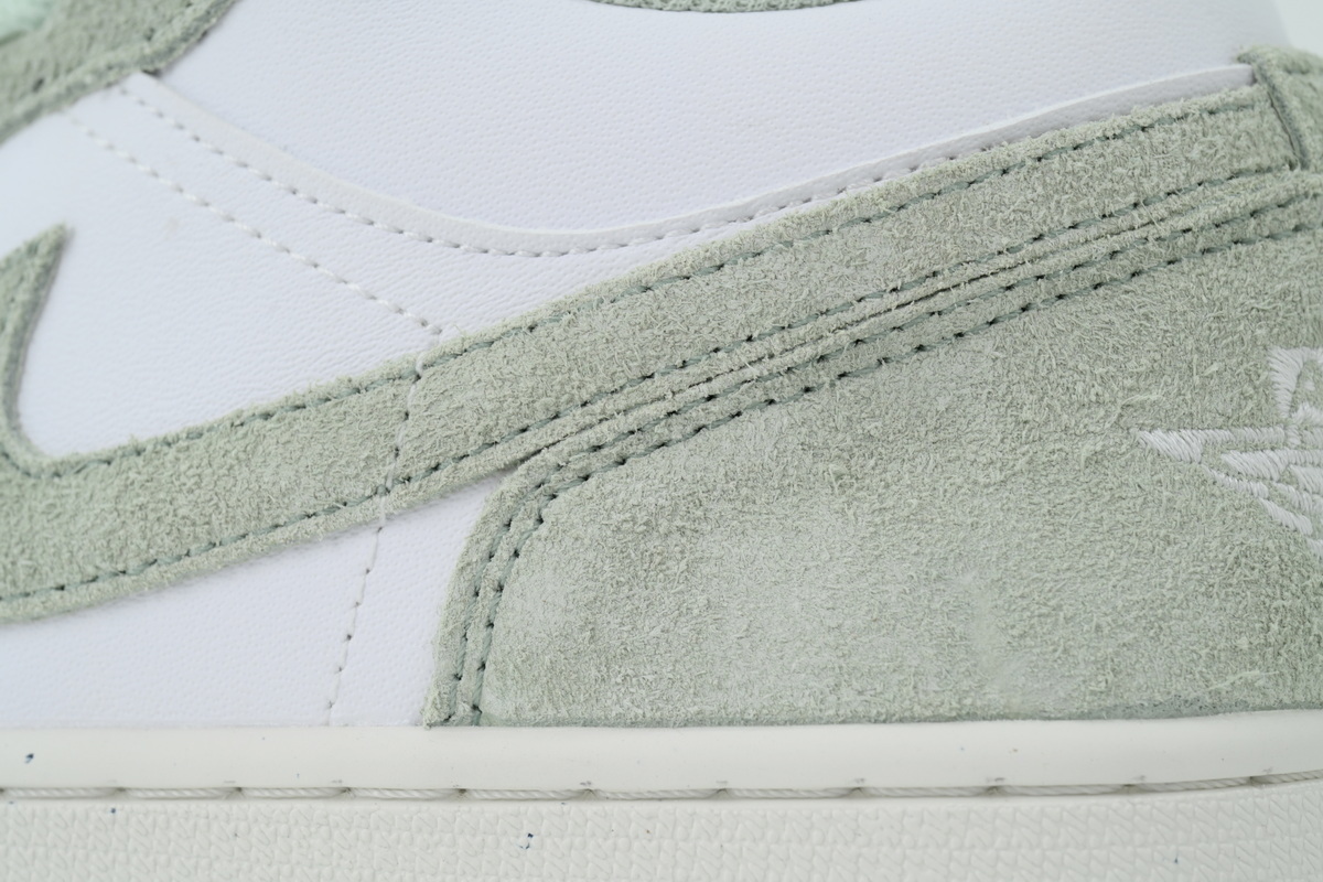 EM Sneakers Air Jordan 1 Low SE Seafoam