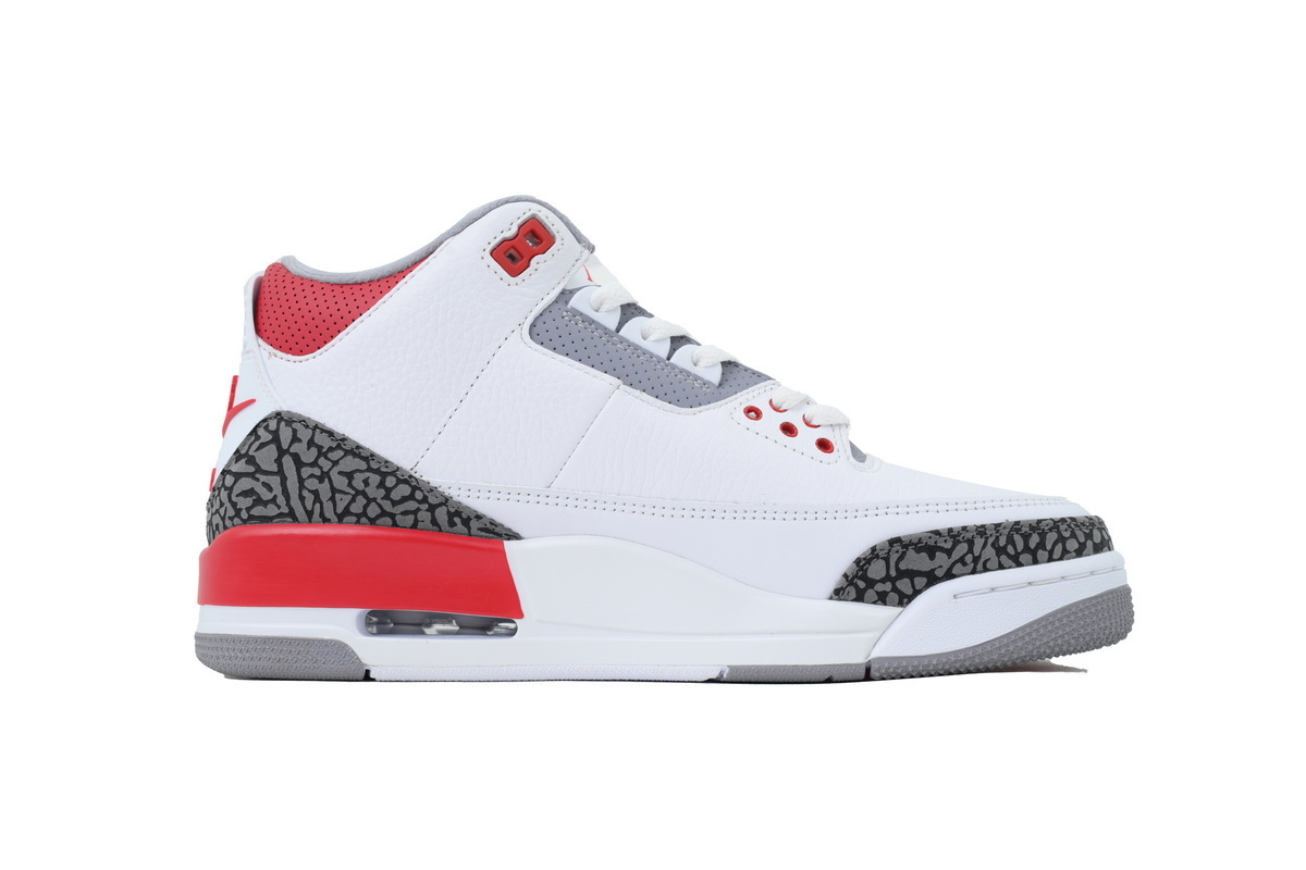 EM Sneakers Air Jordan 3 OG Fire Red