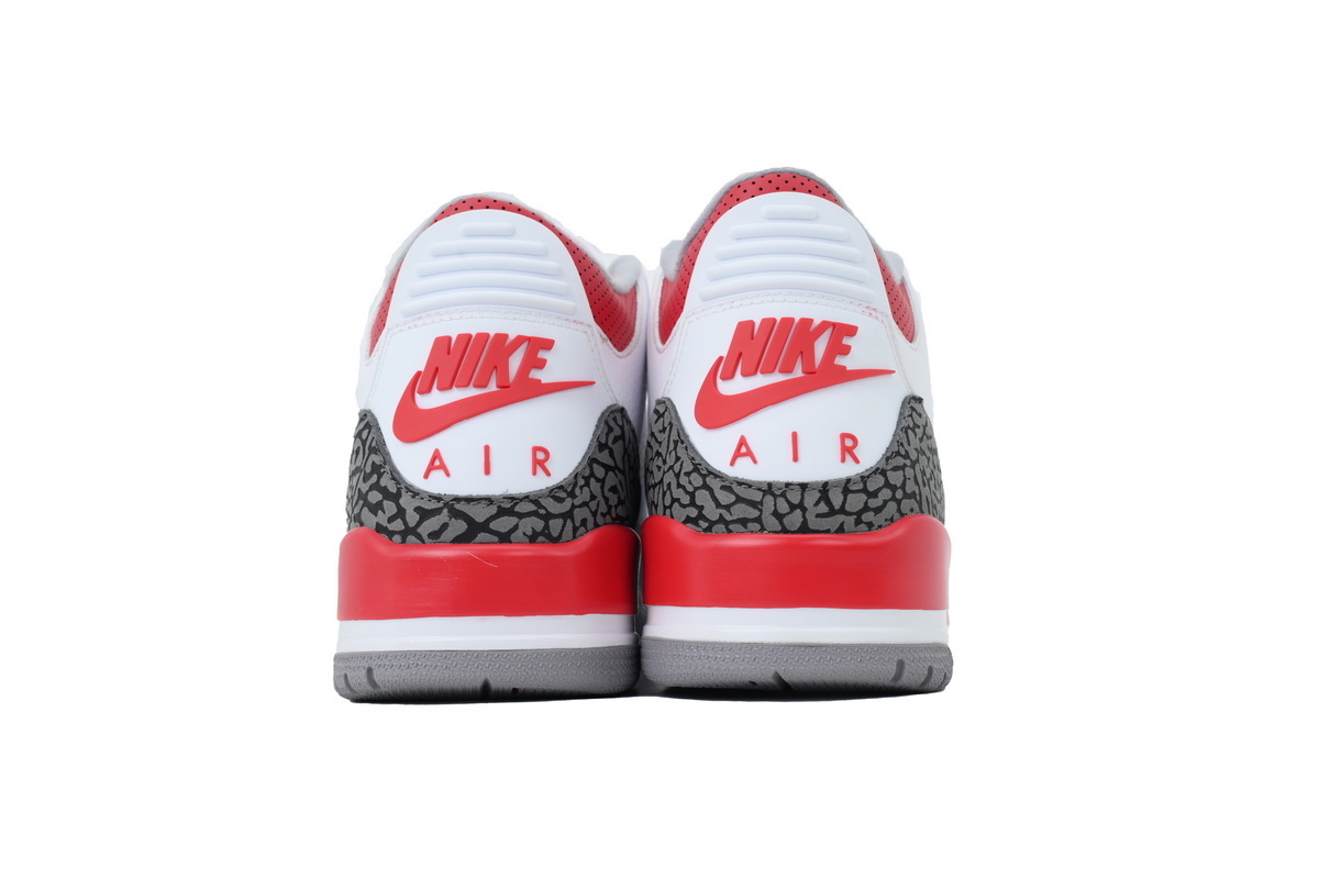 EM Sneakers Air Jordan 3 OG Fire Red