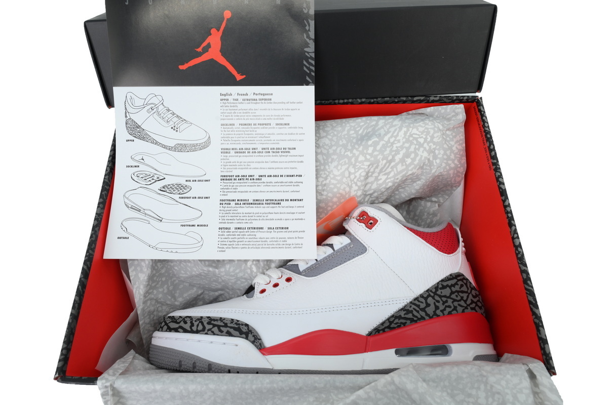 EM Sneakers Air Jordan 3 OG Fire Red