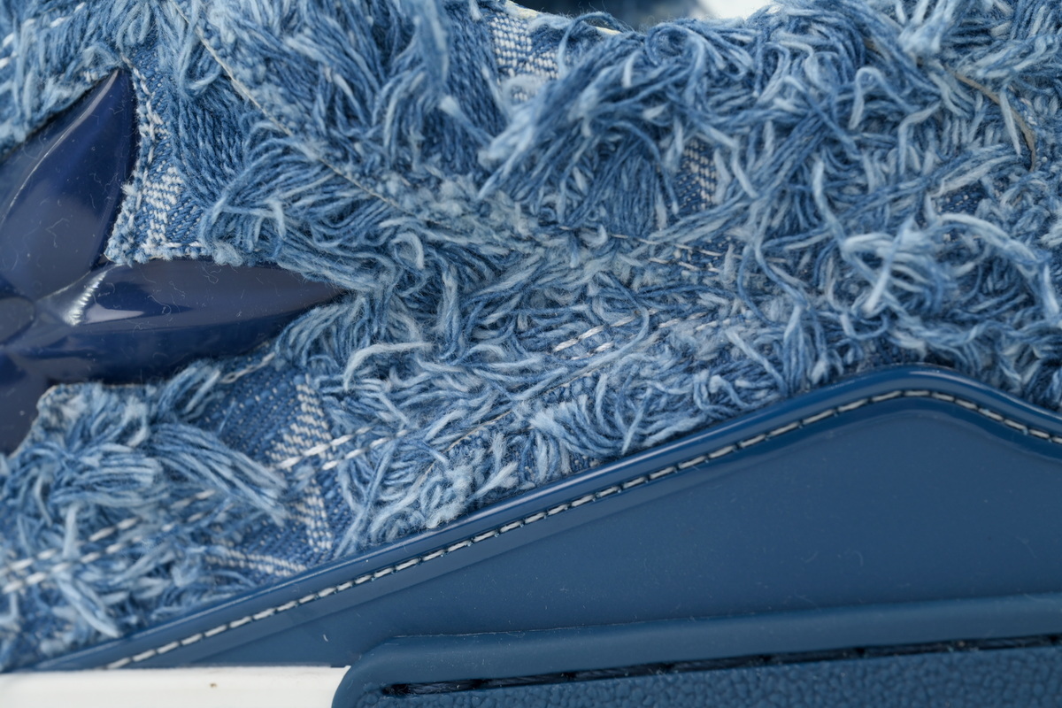 EM Sneakers Louis Vuitton LV Skate Plum Blossom Diamond Blue