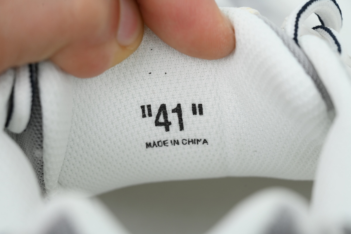 EM Sneakers OFF-WHITE Out Of White Printed Pattern