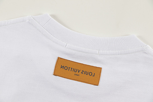 EM Sneakers Louis Vuitton T-shirt-W2525 Black /White