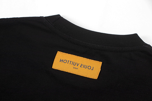 EM Sneakers Louis Vuitton T-shirt-W2549 Black /White