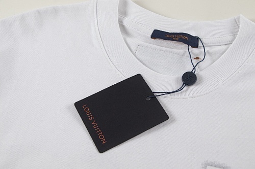 EM Sneakers Louis Vuitton T-shirt-W2627 Black /White