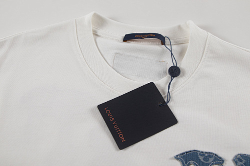 EM Sneakers Louis Vuitton T-shirt-W2638 Black /White